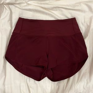 lululemon maroon speed up shorts